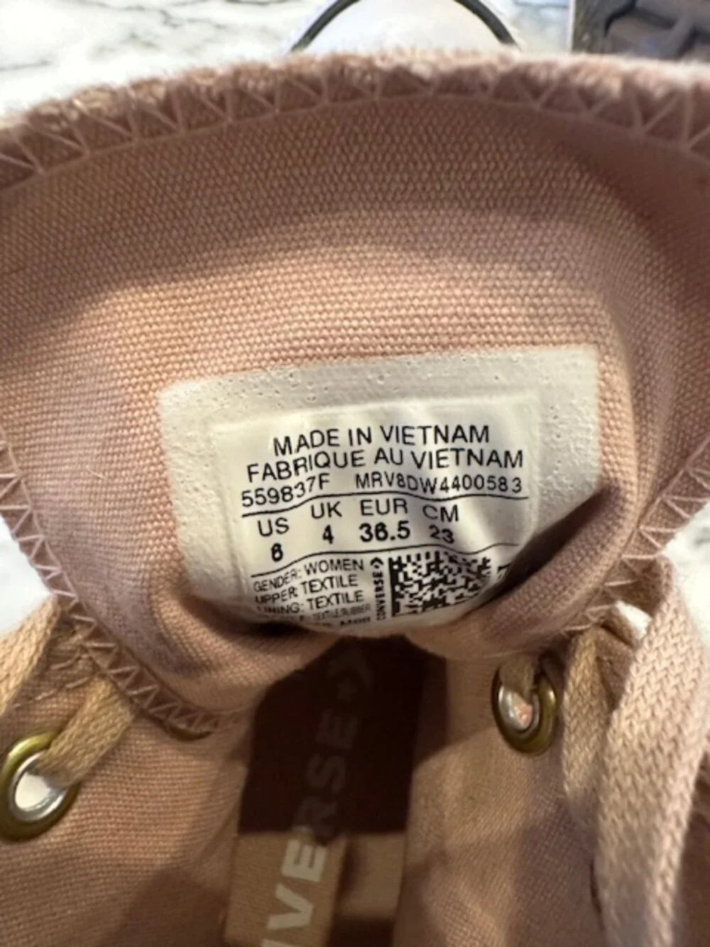 Converse Rose Gold Chuck Taylor Womens High Tops EUC Size 6